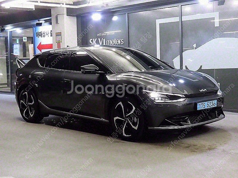 EV6 중고 EV6 중고차 회색 2023년식 11,742km 롱레인지 AWD 어스 자동차 살 때 궁금한~--0